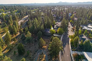 2244 NW Lolo Dr, Bend, OR 97703 - Photo 68