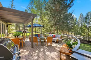 3028 NW Underhill Pl, Bend, OR 97703 - Photo 44