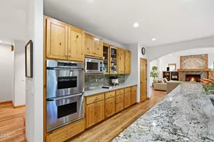 3028 NW Underhill Pl, Bend, OR 97703 - Photo 10