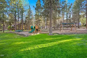 3028 NW Underhill Pl, Bend, OR 97703 - Photo 48