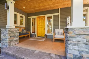 3028 NW Underhill Pl, Bend, OR 97703 - Photo 4