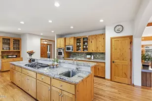 3028 NW Underhill Pl, Bend, OR 97703 - Photo 12