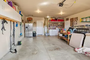 4737 SW Volcano Ave, Redmond, OR 97756 - Photo 38
