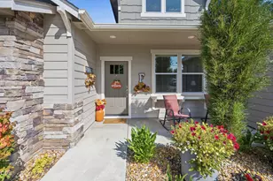 4737 SW Volcano Ave, Redmond, OR 97756 - Photo 6