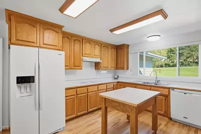 7695 N Applegate Road, Grants Pass, OR 97527 - Photo 6