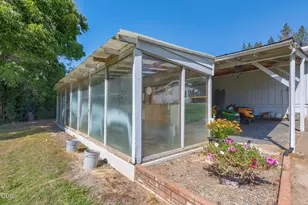 7695 N Applegate Rd, Grants Pass, OR 97527 - Photo 44