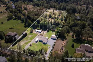 7695 N Applegate Rd, Grants Pass, OR 97527 - Photo 46