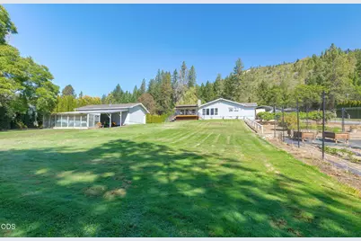 7695 N Applegate Road, Grants Pass, OR 97527 - Photo 40