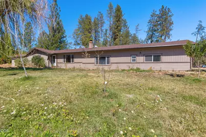 6141 New Hope Road, Grants Pass, OR 97527 - Photo 2