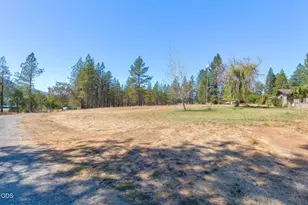 6141 New Hope Rd, Grants Pass, OR 97527 - Photo 46