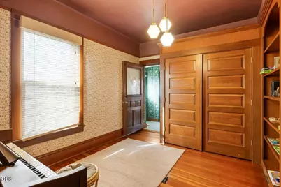 139 SW I Street, Grants Pass, OR 97526 - Photo 20