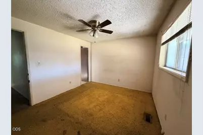 1209 N 10th Street, Central Point, OR 97502 - Photo 8