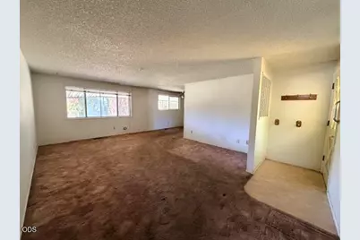 1209 N 10th Street, Central Point, OR 97502 - Photo 6