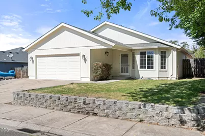 73 Eagle View Drive, Eagle Point, OR 97524 - Photo 2
