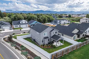 1675 Monarch Ln, Medford, OR 97504 - Photo 52