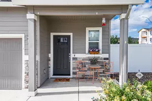 1675 Monarch Ln, Medford, OR 97504 - Photo 2