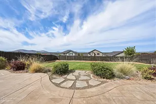 4421 SW Majestic Ave, Redmond, OR 97756 - Photo 12