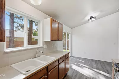 60998 Honkers Lane, Bend, OR 97702 - Photo 12