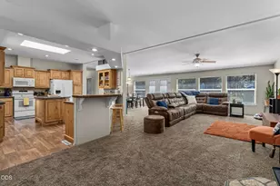 15781 Lava Dr, La Pine, OR 97739 - Photo 6