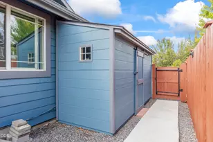 21238 Darby Court, Bend, OR 97702 - Photo 24