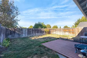 763 Columbine Way, Central Point, OR 97502 - Photo 36