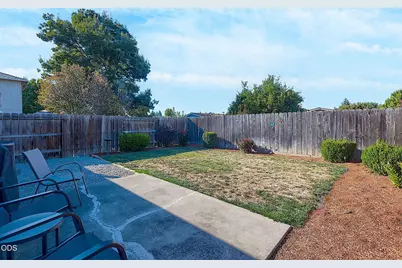 763 Columbine Way, Central Point, OR 97502 - Photo 16