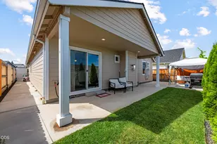 285 Reanna Way, Medford, OR 97501 - Photo 24