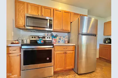 10227 Wright Avenue, Klamath Falls, OR 97603 - Photo 6