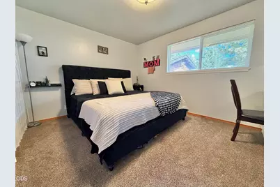 10227 Wright Avenue, Klamath Falls, OR 97603 - Photo 8