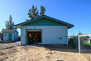 8659 SW Shad Rd, Terrebonne, OR 97760 - Photo 16