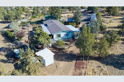 8659 SW Shad Road, Terrebonne, OR 97760 - Photo 1