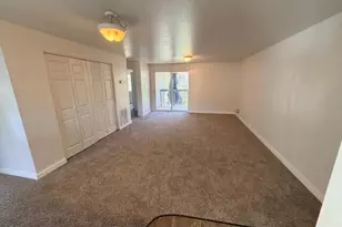 30 Dion Ct, Shady Cove, OR 97539 - Photo 2