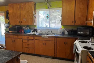 5301 Shasta Way, Klamath Falls, OR 97603 - Photo 4