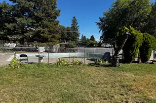 5301 Shasta Way, Klamath Falls, OR 97603 - Photo 16