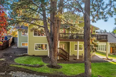 1177 NW 18th Street, Bend, OR 97703 - Photo 2
