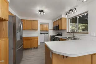 55135 Foster Rd, Bend, OR 97707 - Photo 18