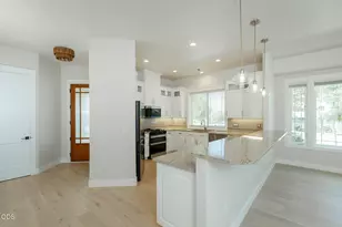4007 Shamrock Dr, Medford, OR 97504 - Photo 10