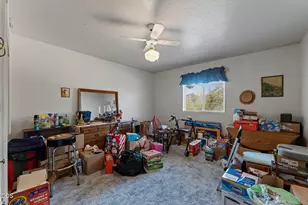 455 Crystal Dr, Grants Pass, OR 97527 - Photo 24