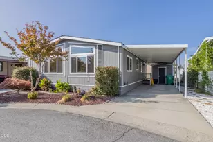 2372 Sequoia Ct, Grants Pass, OR 97527 - Photo 4