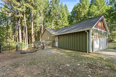 200 Harlow Way, Cave Junction, OR 97523 - Photo 28