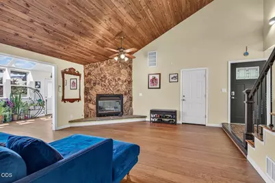 197 Alder Lane, Ashland, OR 97520 - Photo 2