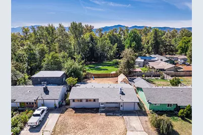 1340 Siskiyou Boulevard, Medford, OR 97504 - Photo 32