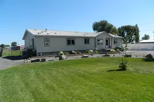 5419 Avalon St, Klamath Falls, OR 97603 - Photo 2