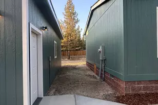 12753 Beechwood Dr, La Pine, OR 97739 - Photo 8