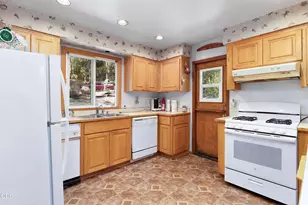 4172 Placer Rd, Wolf Creek, OR 97497 - Photo 24