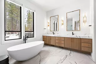 56216 Mirror Rock Lp, Bend, OR 97707 - Photo 8