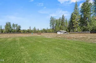 710 Garner Rd, Cave Junction, OR 97523 - Photo 30