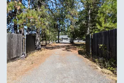 710 Garner Road, Cave Junction, OR 97523 - Photo 46