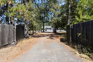 710 Garner Rd, Cave Junction, OR 97523 - Photo 46