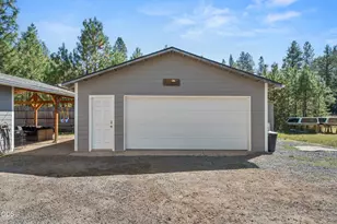 710 Garner Rd, Cave Junction, OR 97523 - Photo 38